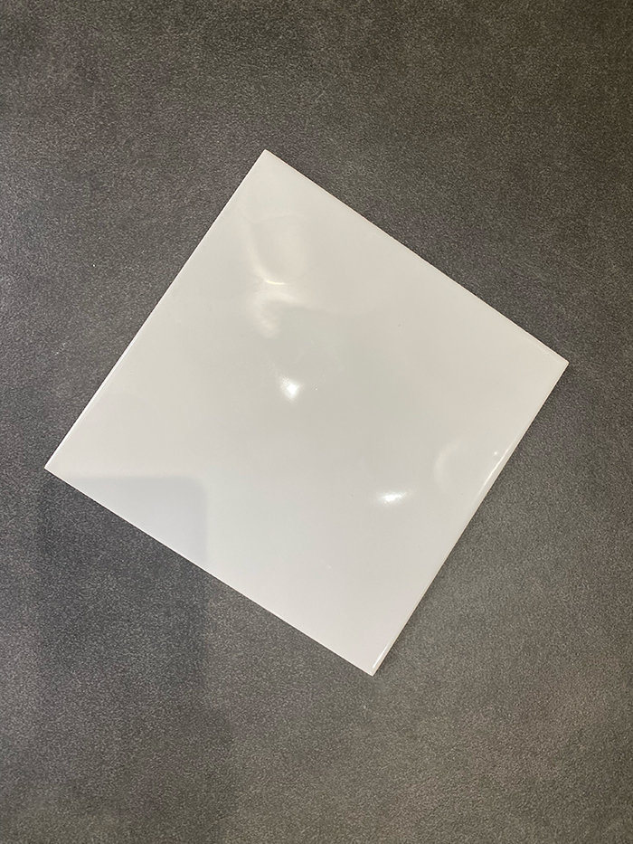 Faïence 20x20 blanc brillant martele vendu au carton (1.40m²/Carton)