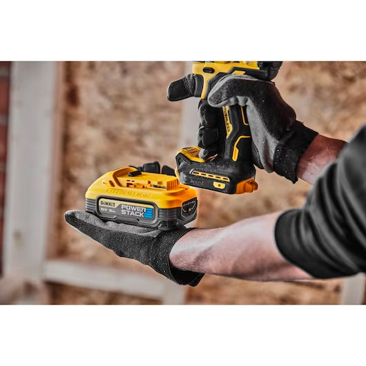 Dewalt boulonneuse choc 18v 950n (seul)